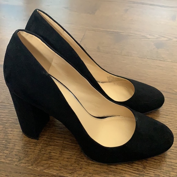 Jessica Simpson Pumps - Picture 5 of 9